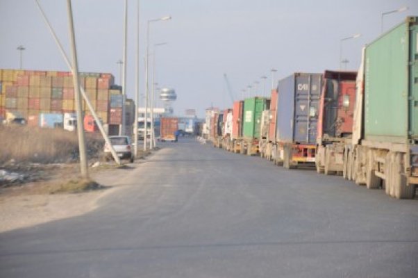 INTERVENȚIE în portul Constanța: o persoană a căzut de la înălțime!